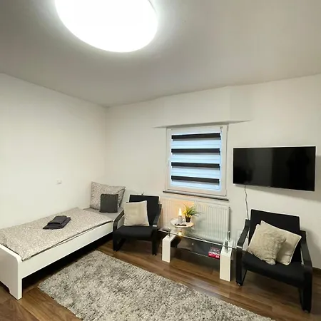 Appartement Komfortables Einraum-apartment In *