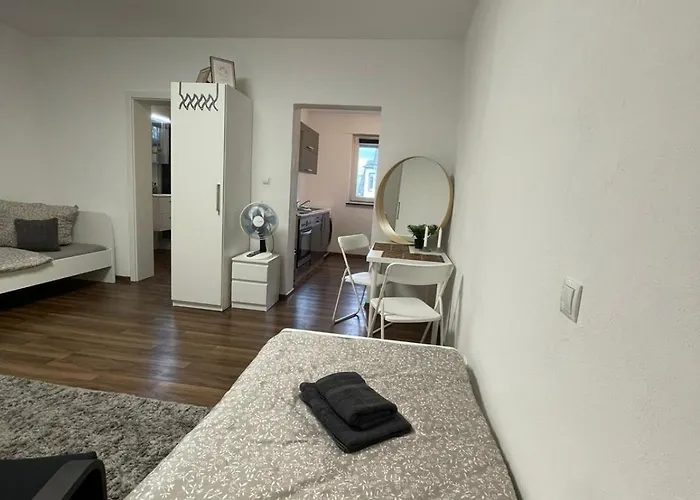 Komfortables Einraum-apartment In